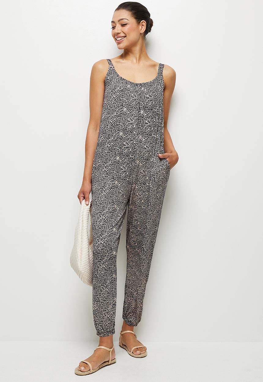 edit - Oversized knit jumpsuit - black & stone