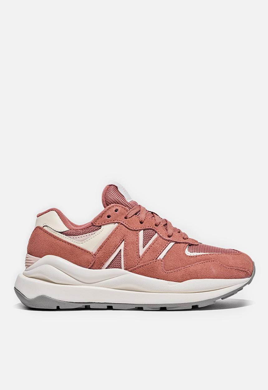 New Balance  - 57/40 v1 - washed henna (671)