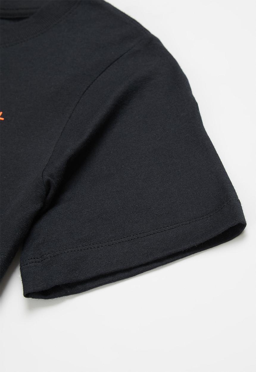 Nike - B nsw tee app futura ho21 - black