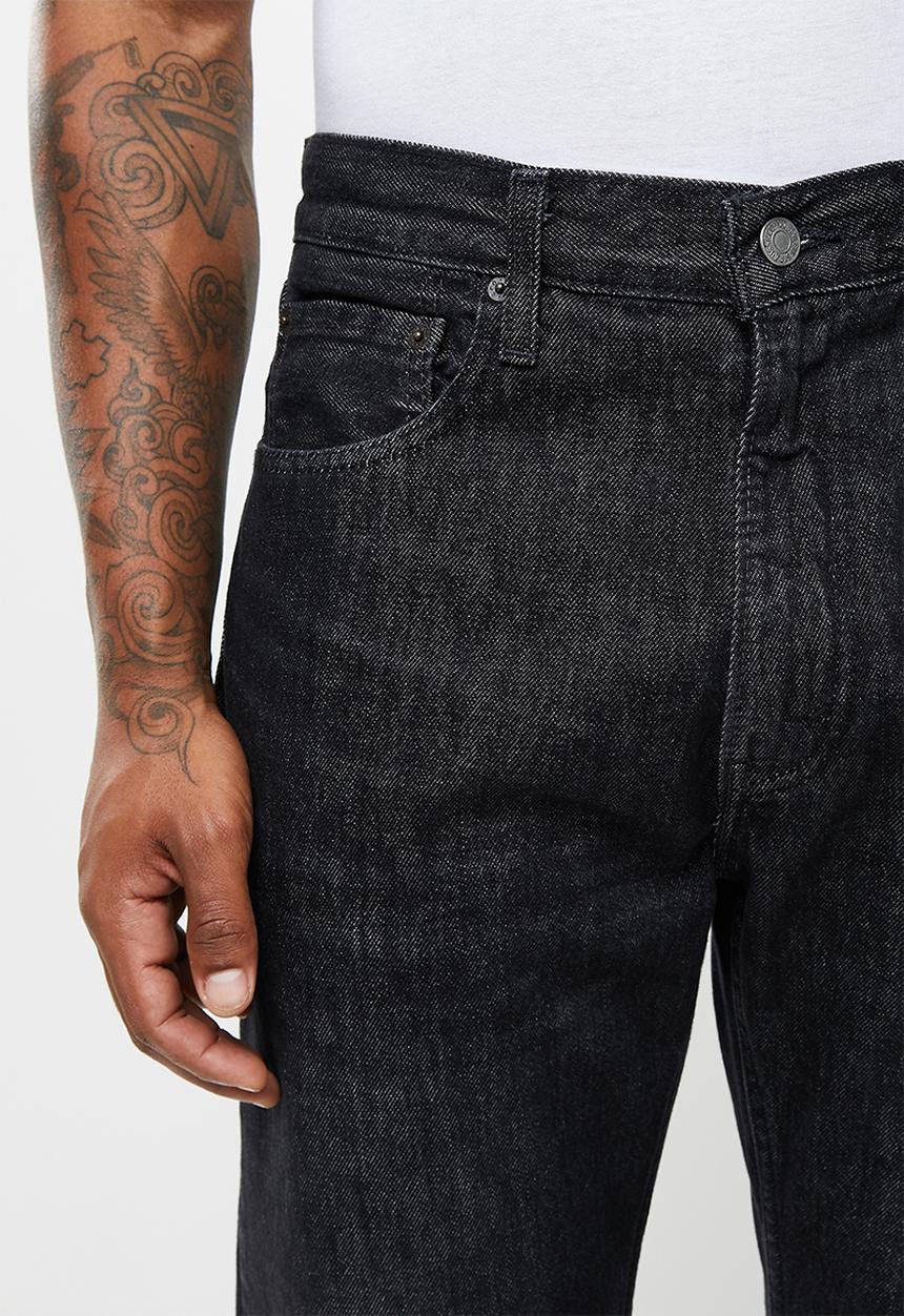 Levi’s® - 551z authentic straight falling roses - black