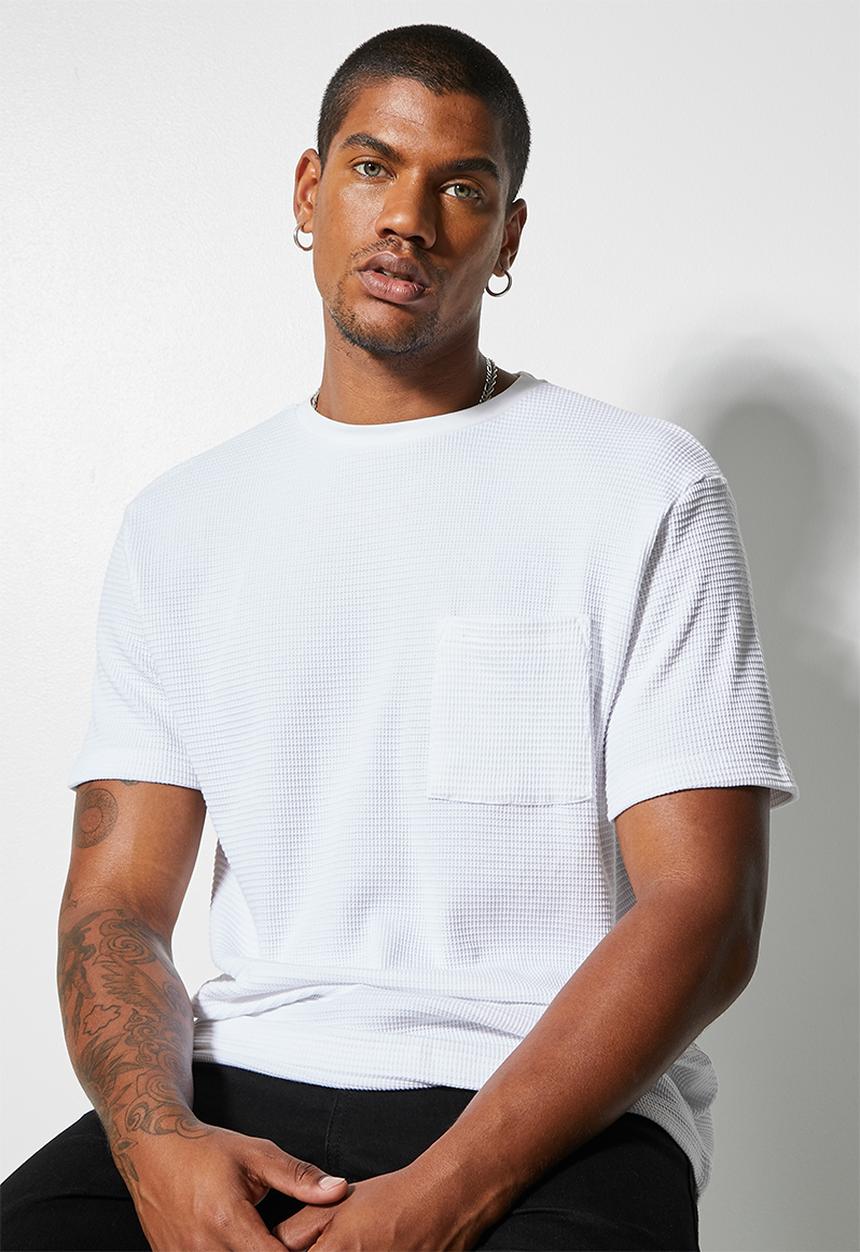 Superbalist - Waffle crew neck pocket tee - white 