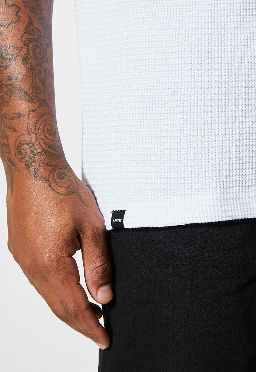 Superbalist - Waffle crew neck pocket tee - white 