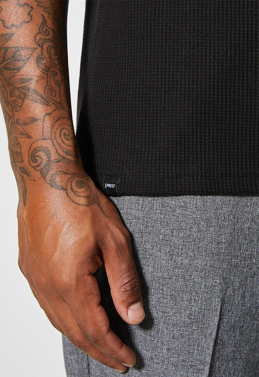 Superbalist - Waffle crew neck pocket tee - black 