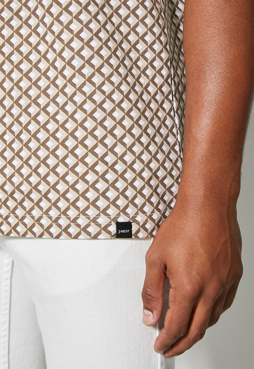 Superbalist - Luka slim all over print golfer - brown & white