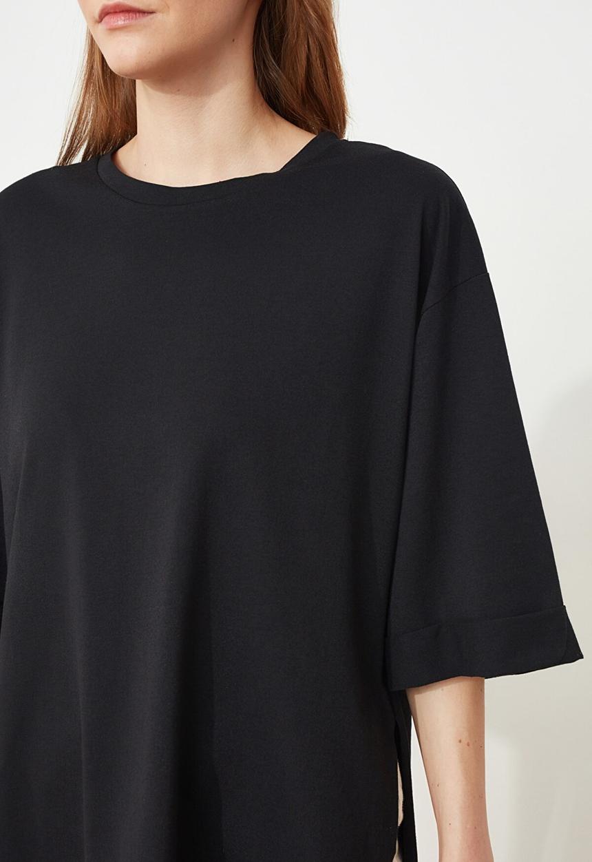 Trendyol - Double sleeve asymmetrical boyfriend t-shirt - black