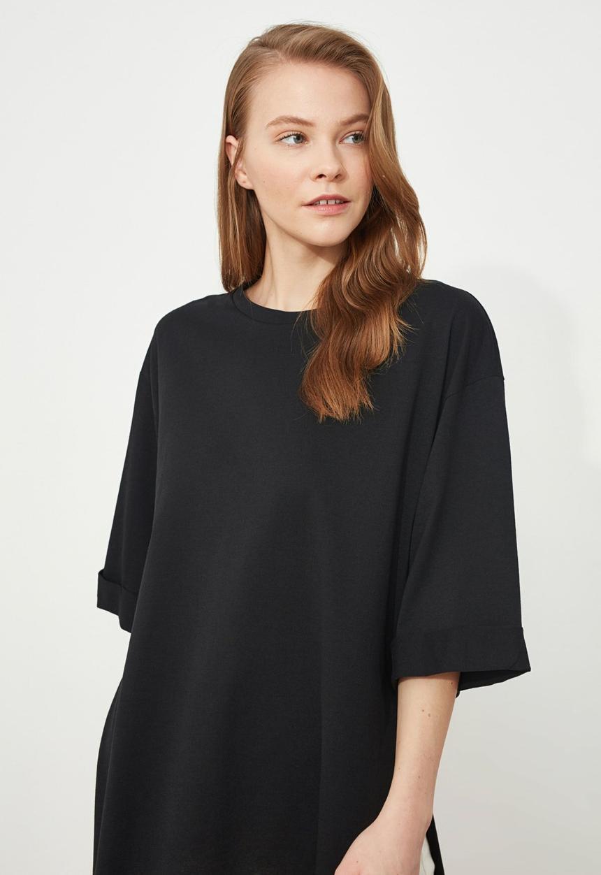 Trendyol - Double sleeve asymmetrical boyfriend t-shirt - black