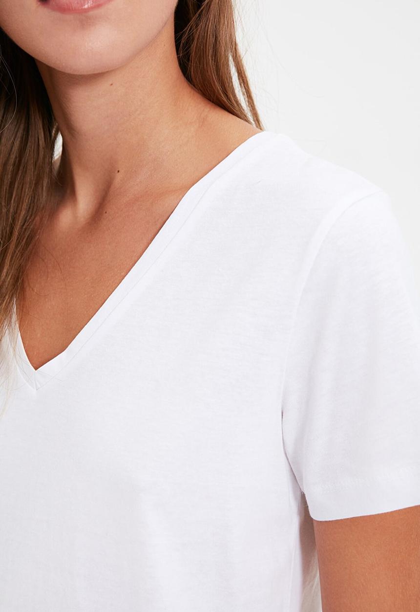 Trendyol - V-neck basic 100% cotton t-shirt - white
