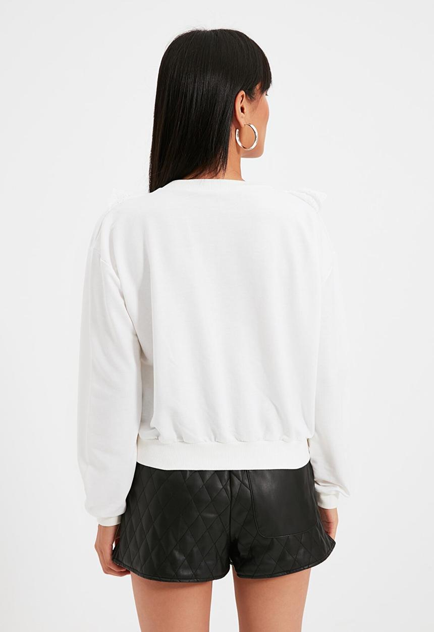 Trendyol - Ruffle detailed basic knitted sweatshirt - ecru