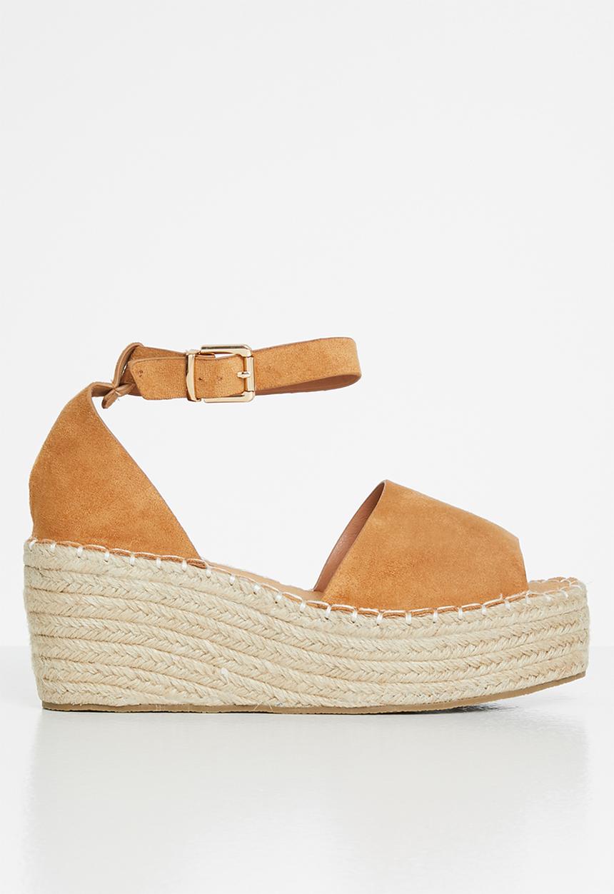 Jada - Ankle strap espadrille wedge heel - tan