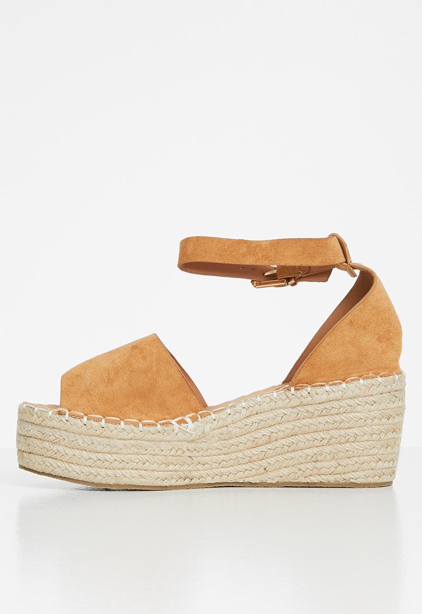 Jada - Ankle strap espadrille wedge heel - tan