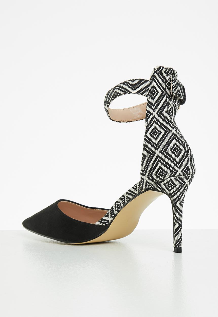 Plum - Aznec ankle strap court heel - black