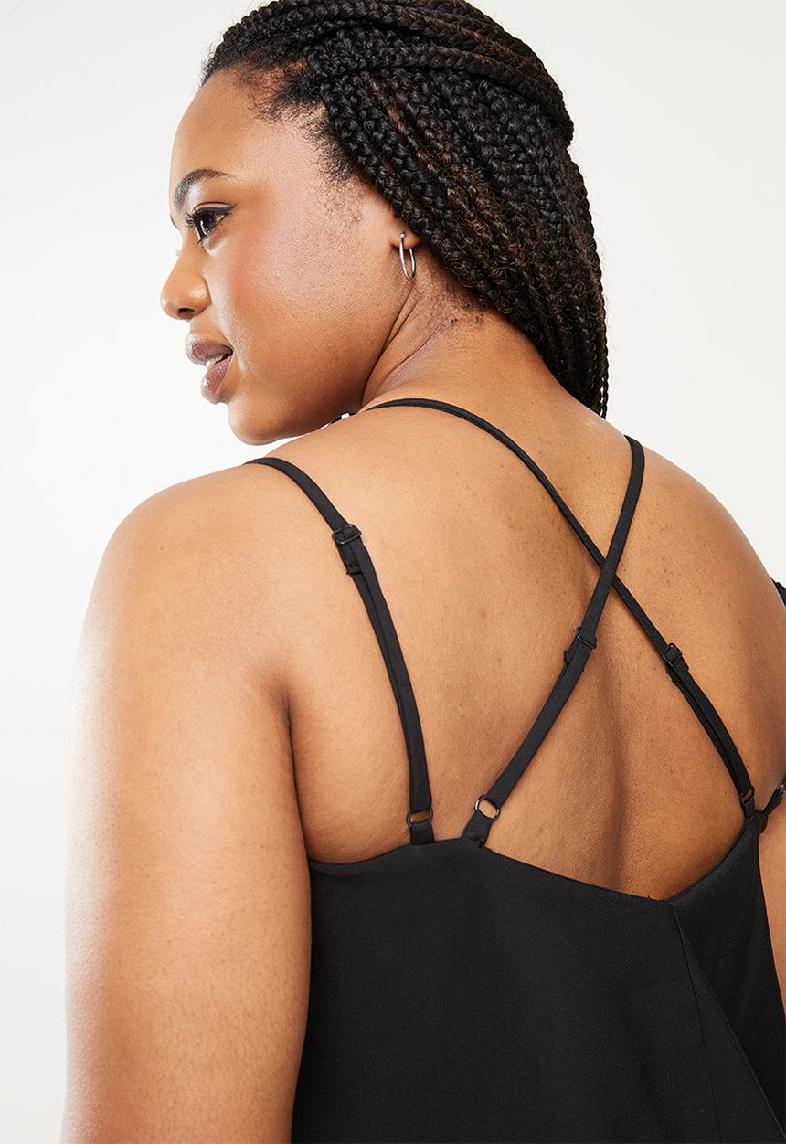 Me&B - Plus spaghetti strap cami with bust support - black
