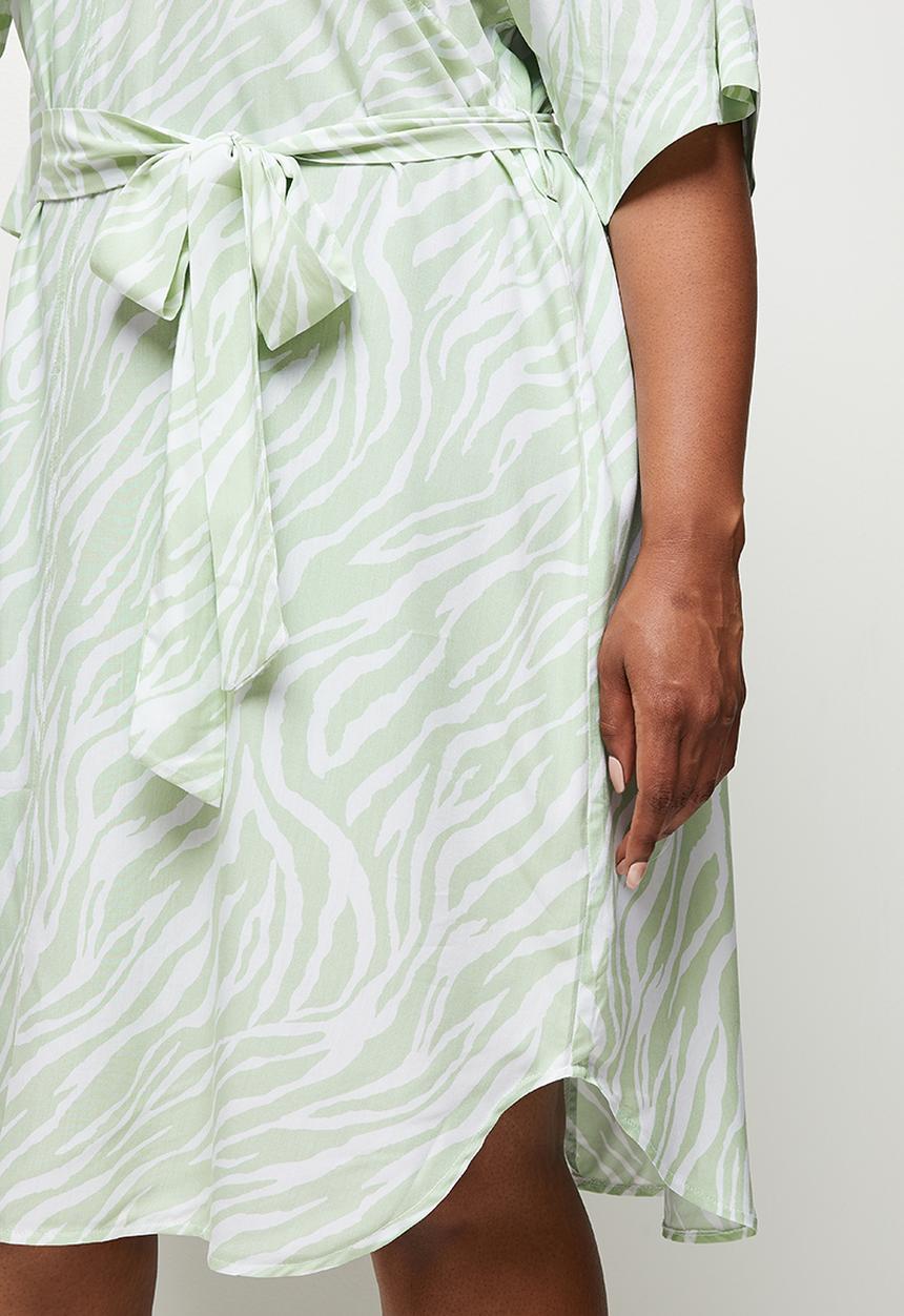 edit Plus - Belted shirt dress - sage 
