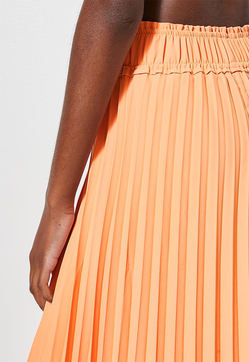 Superbalist - Maxi pleat skirt - peach