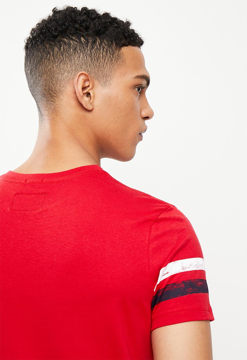 Aca Joe - Distressed flat print stripe sleeve tee - red