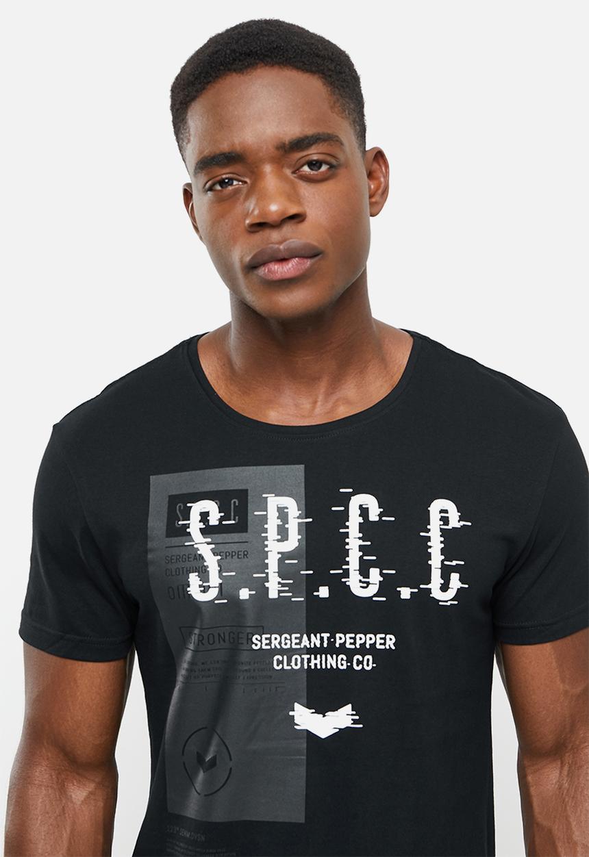 S.P.C.C - Piven regular fit scooped hem tee - black