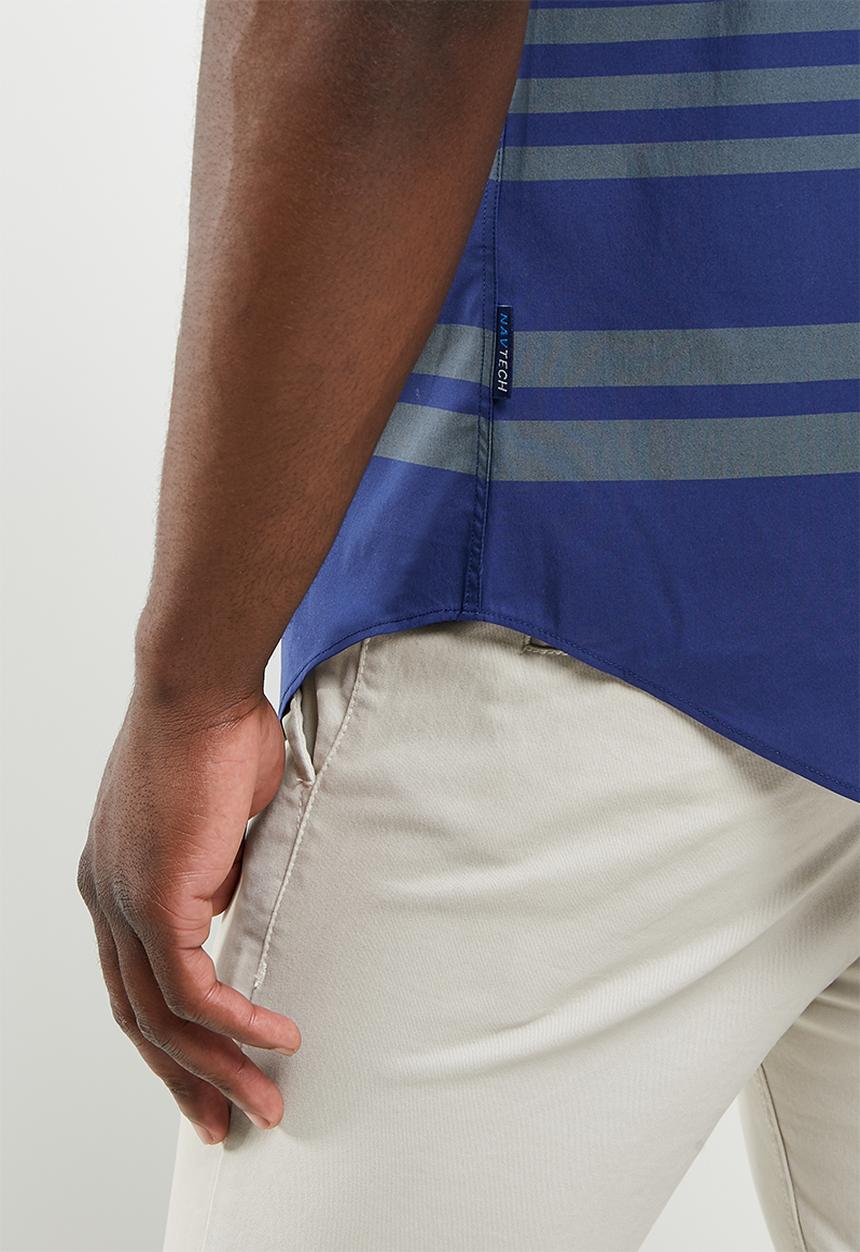 Nautica - W17903 s/s navtech small stripe shirt - estate blue 4es