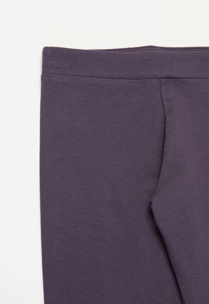 PUMA - Ess+ logo leggings g - sweet grape-gold