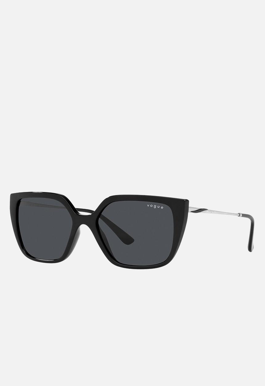 Vogue Eyewear - Rectangle sunglasses - black