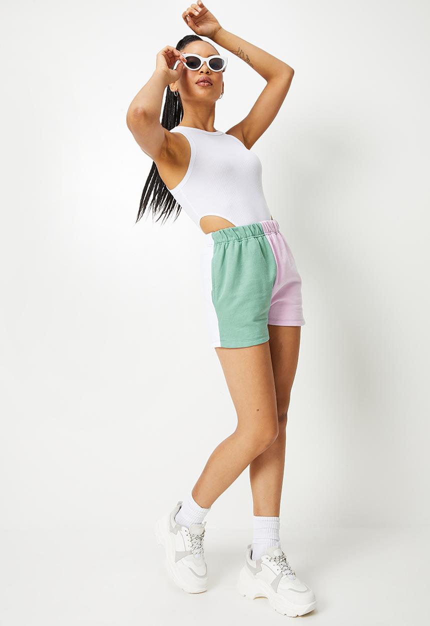 Blake - Colourblock shorts - sage/lilac