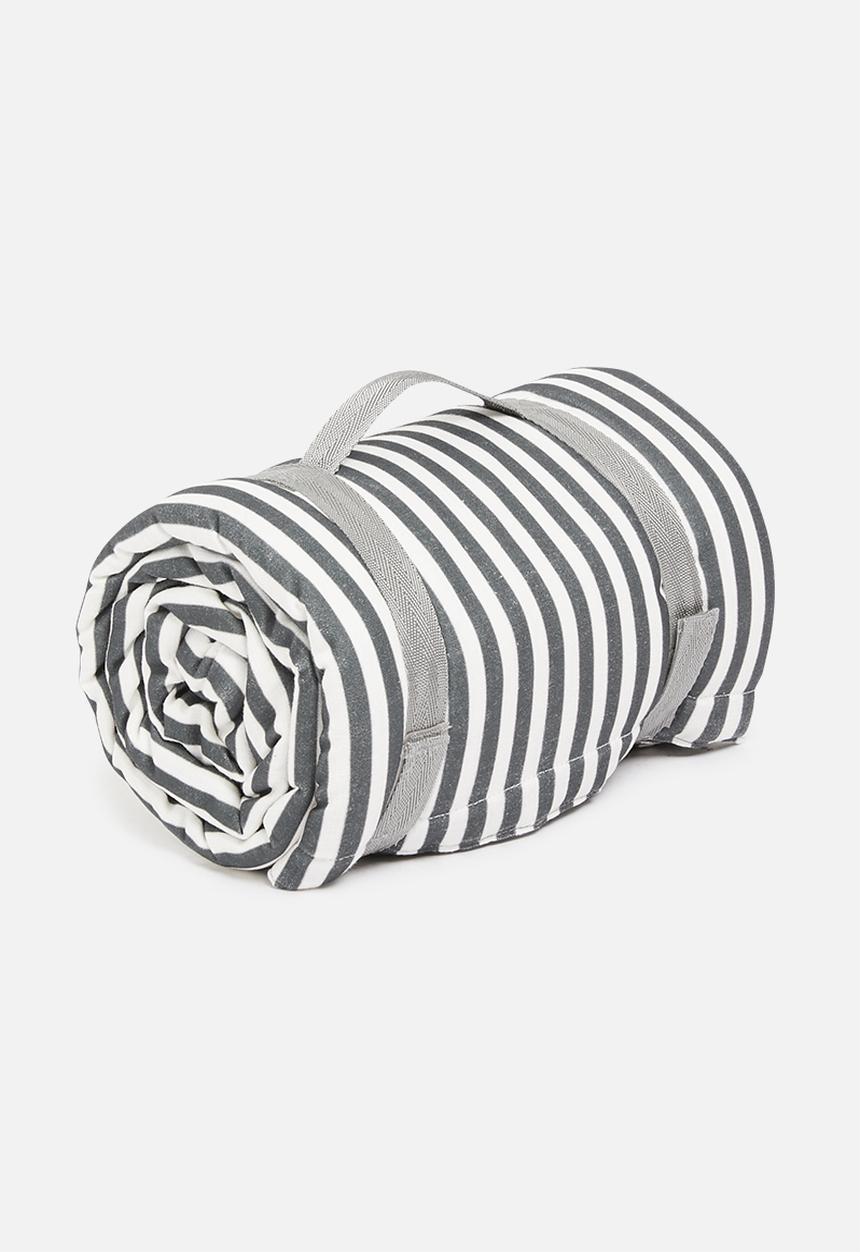 Sixth Floor - Kinni foldable picnic mat - charcoal