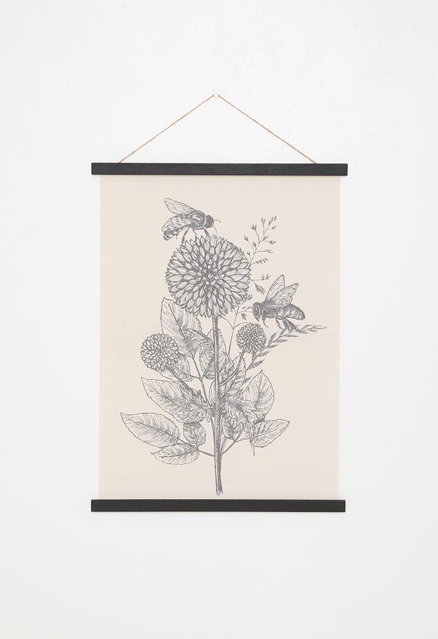 H&S - Bee linen wall hanging - stone
