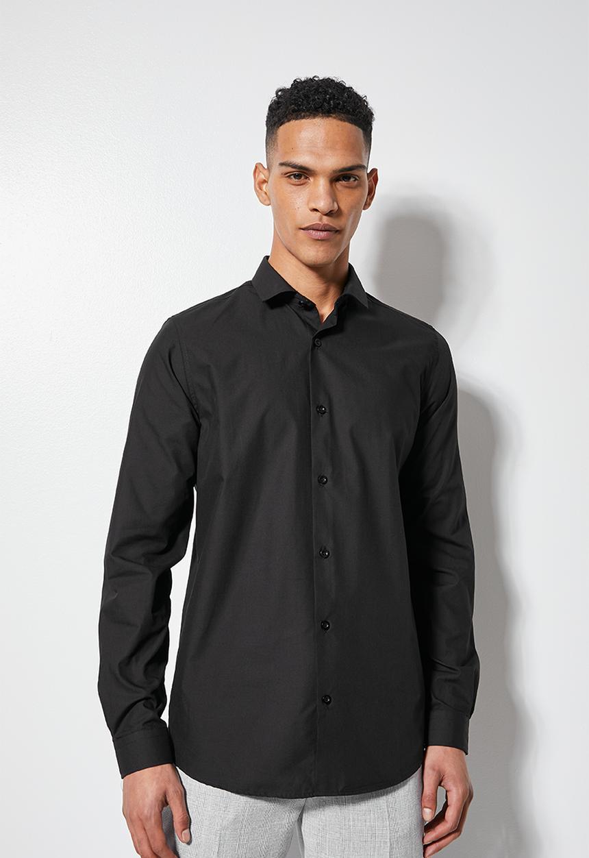 Superbalist - Easy care slim fit shirt - black