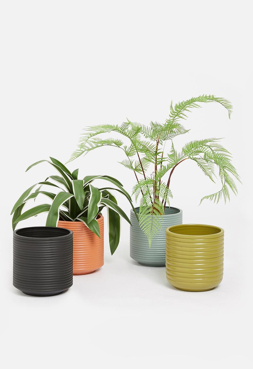 Grey Gardens - Stockholm planter - sage
