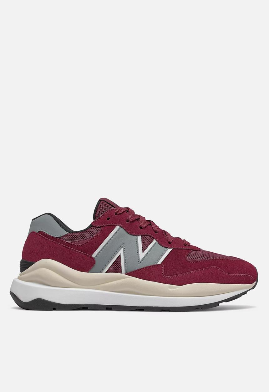 New Balance  - 57/40 v1 - garnet (616)