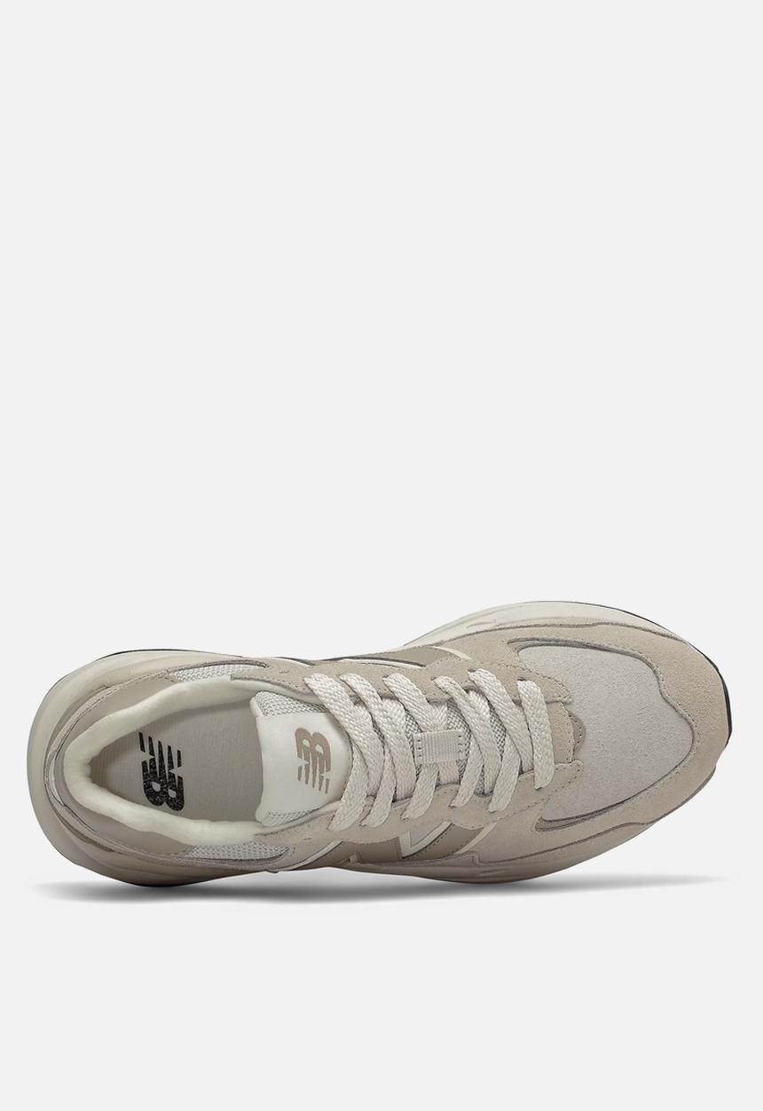 New Balance  - 57/40 v1 - au lait (232)