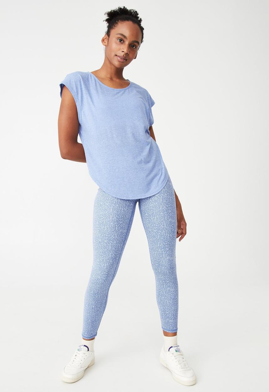 Cotton On - Active scoop hem T-shirt - cornflower