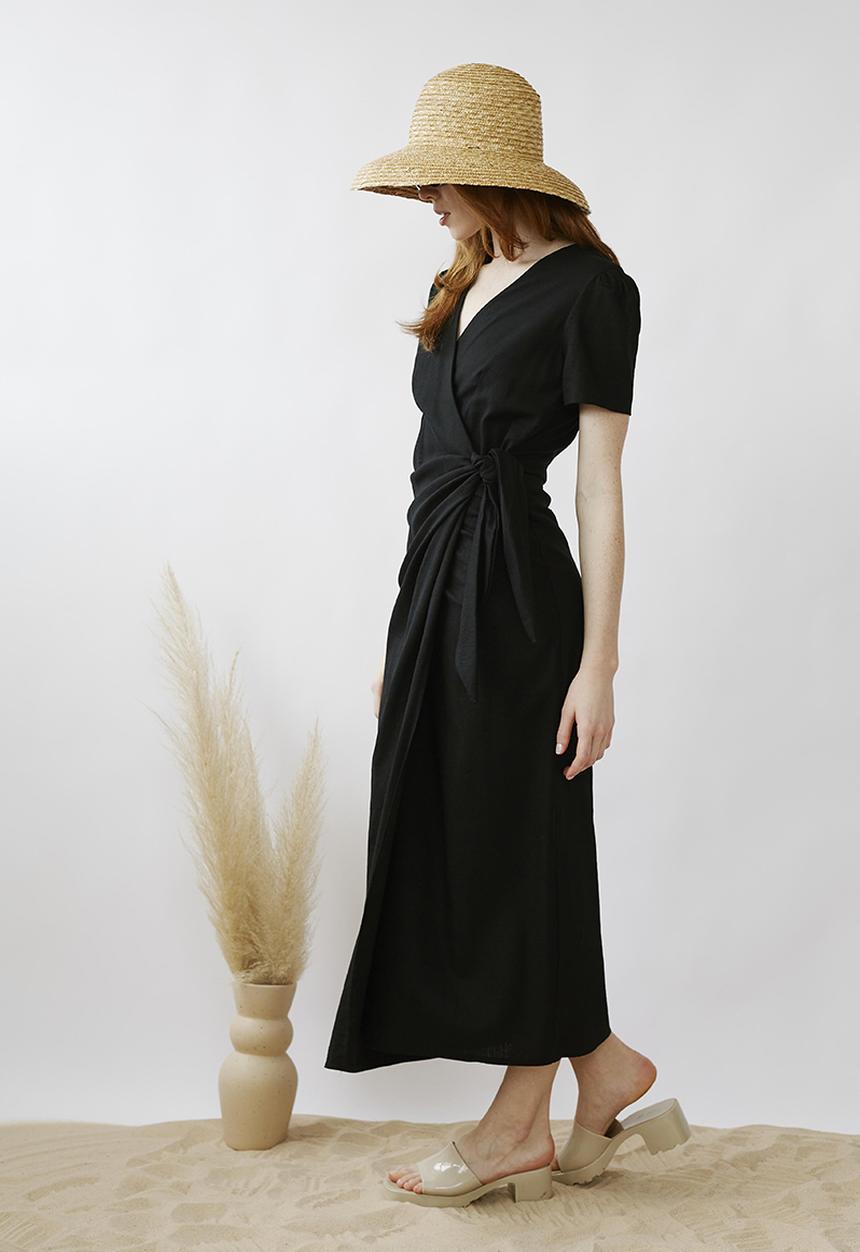Me&B - Wrap linen dress - black