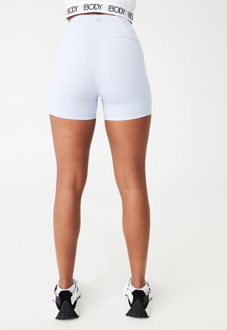 Cotton On - Smoothing shortie short - iced sky