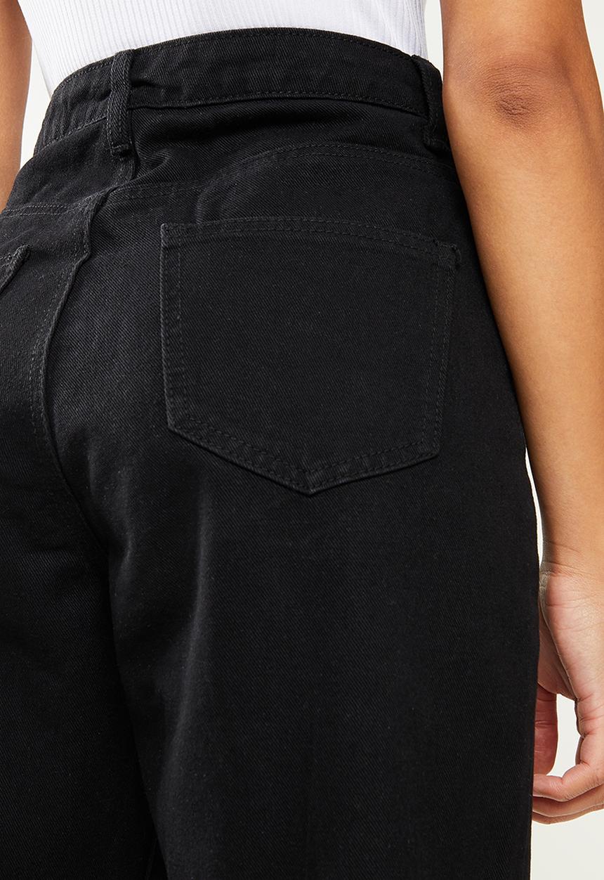 Missguided - Petite riot mom jeans - black