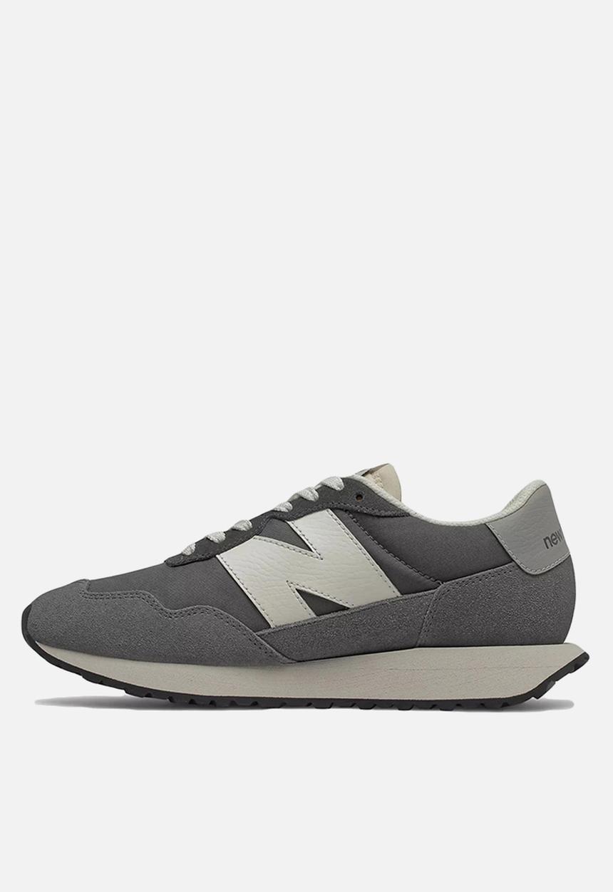 New Balance  - 237 v1 - colour theory - black (001)