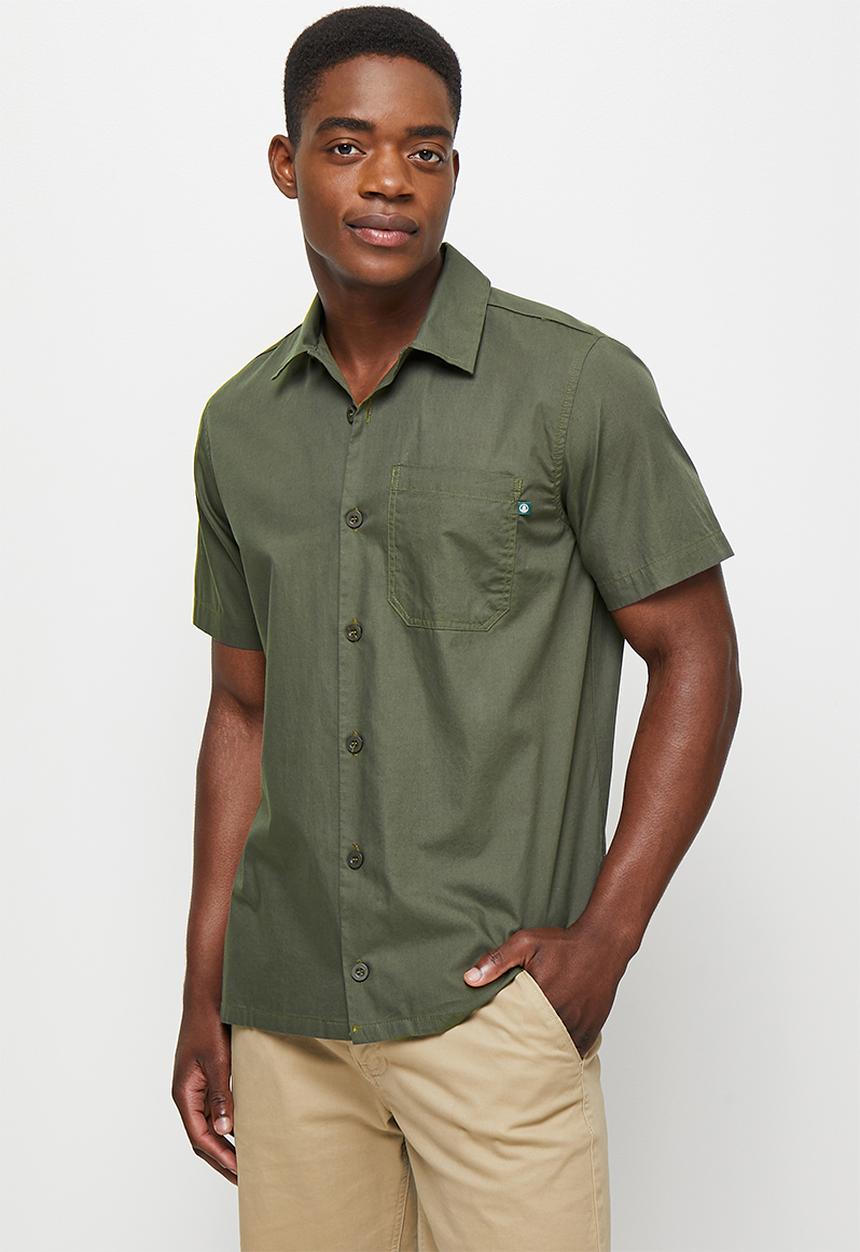 Lark & Crosse - Regular fit cracker poplin pocket short sleeve shirt - khaki