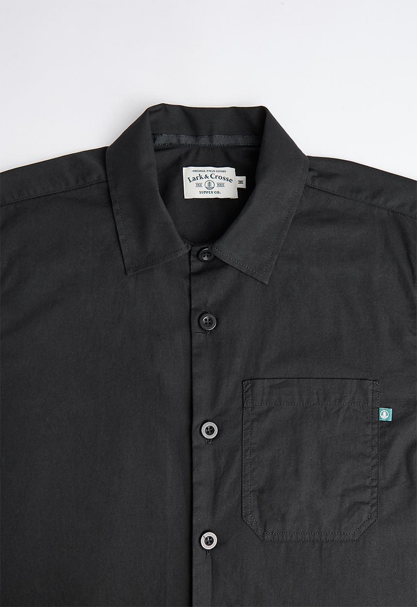 Lark & Crosse - Regular fit cracker poplin pocket short sleeve shirt - black