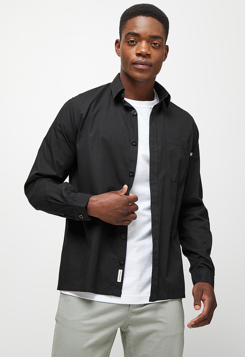 Lark & Crosse - Regular fit cracker poplin pocket long sleeve shirt - black