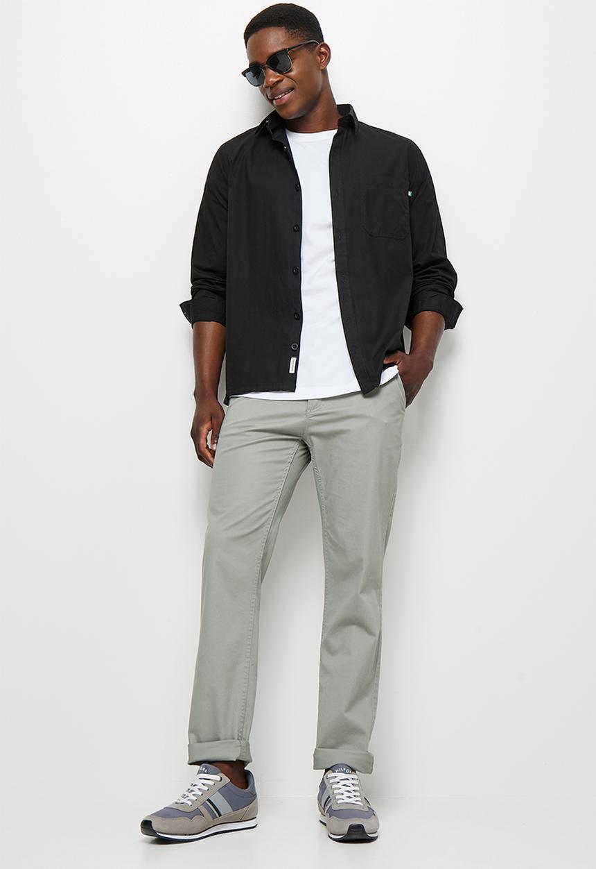 Lark & Crosse - Regular fit cracker poplin pocket long sleeve shirt - black