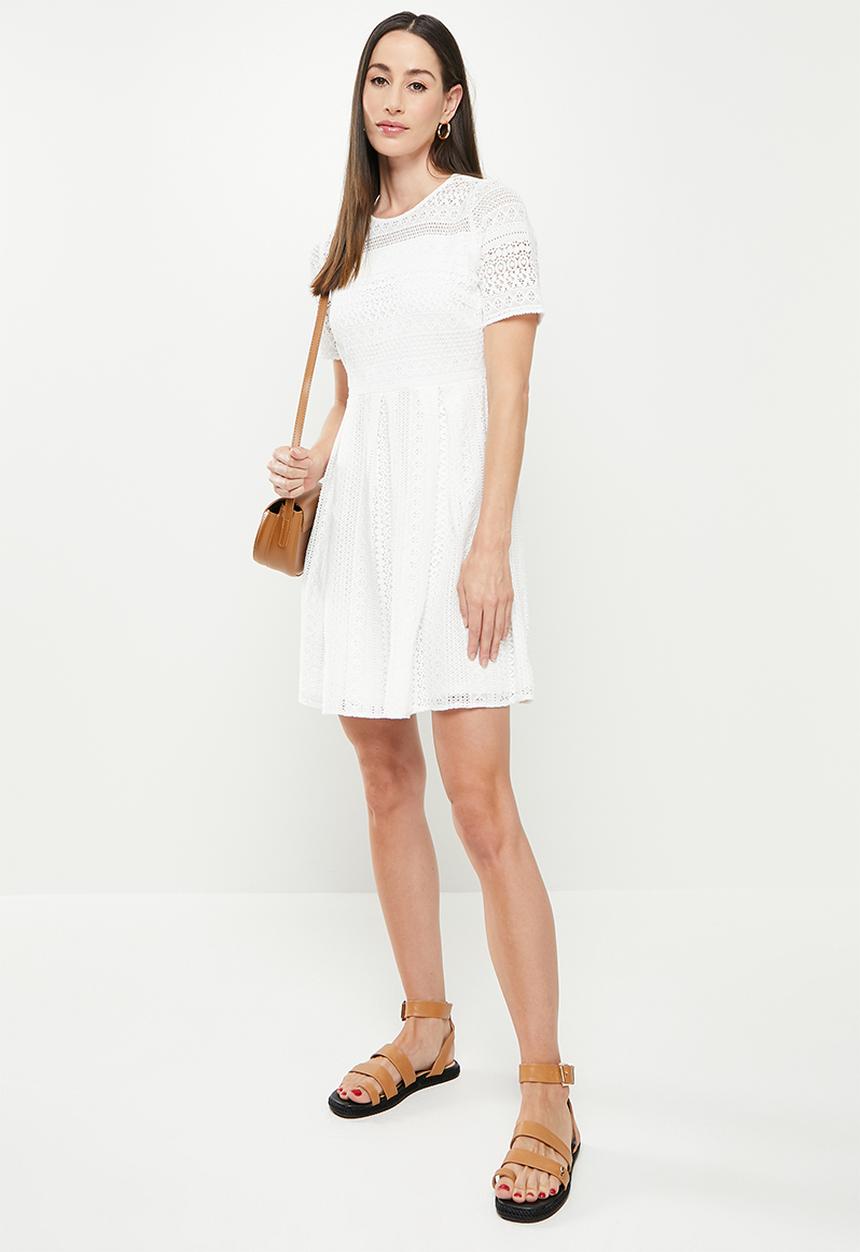 Vero Moda - Honey lace pleated short sleeve dress - snow white