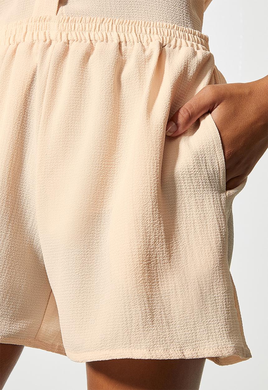 Superbalist - Casual shorts - swan