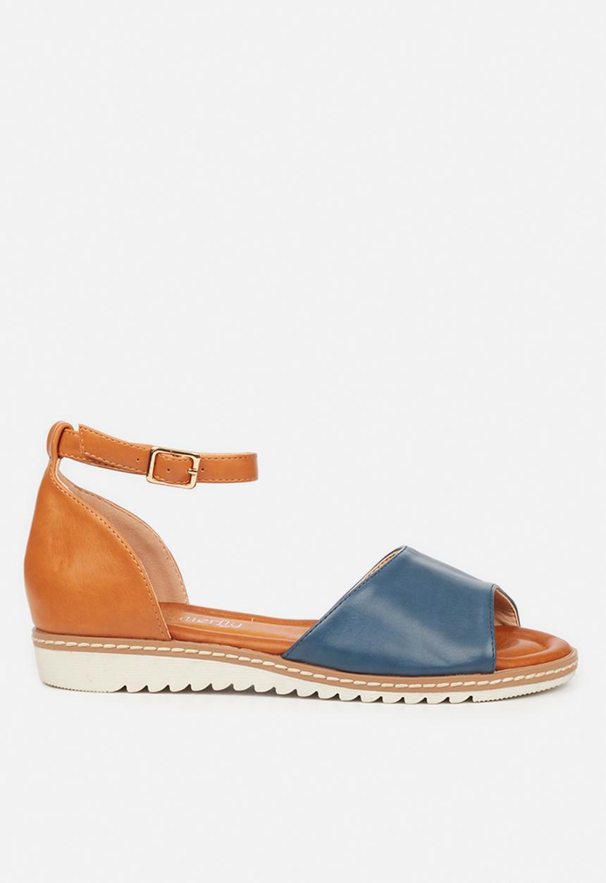 Butterfly Feet - Walnut 1 sandal - navy & tan 