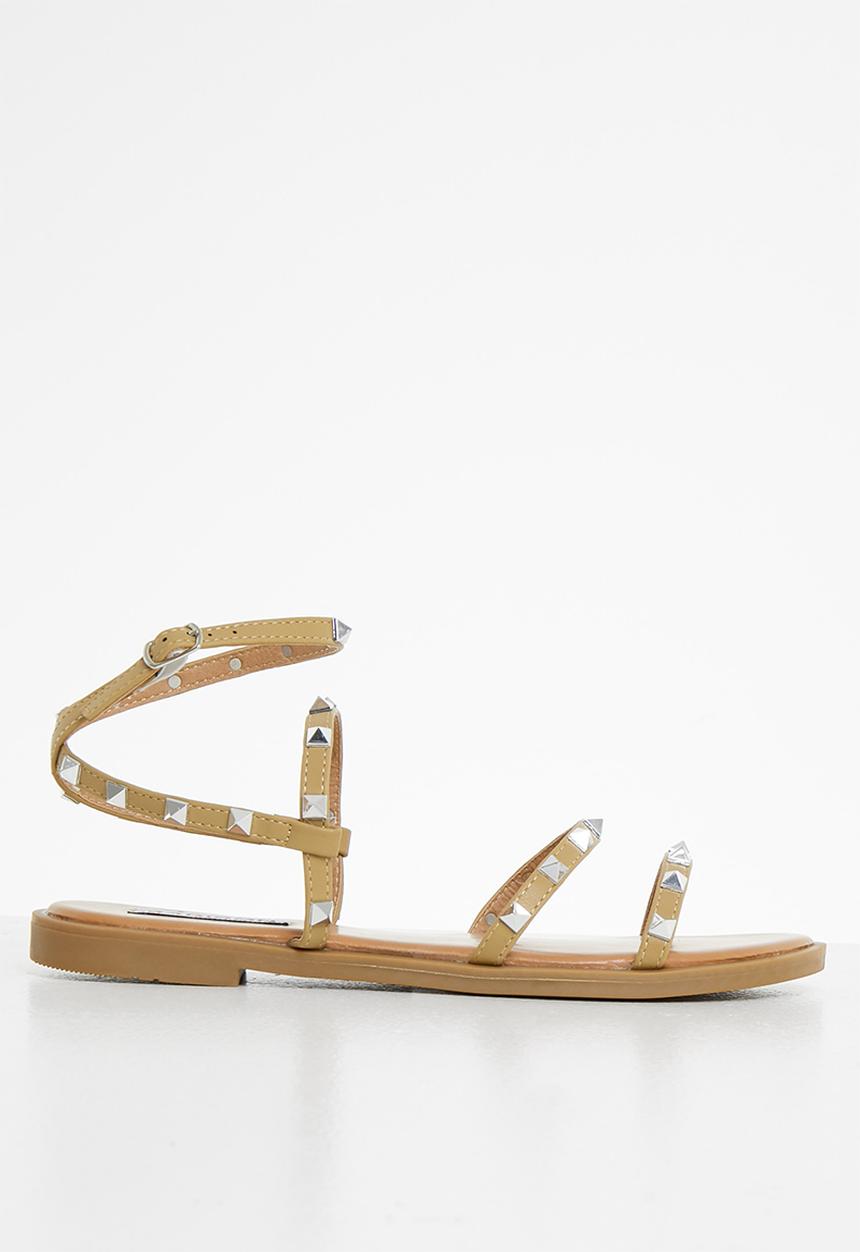 Madison® - Mariska studded ankle strap sandal - camel