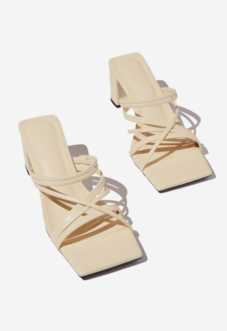 Cotton On - Elle strappy low block heel - butter pu