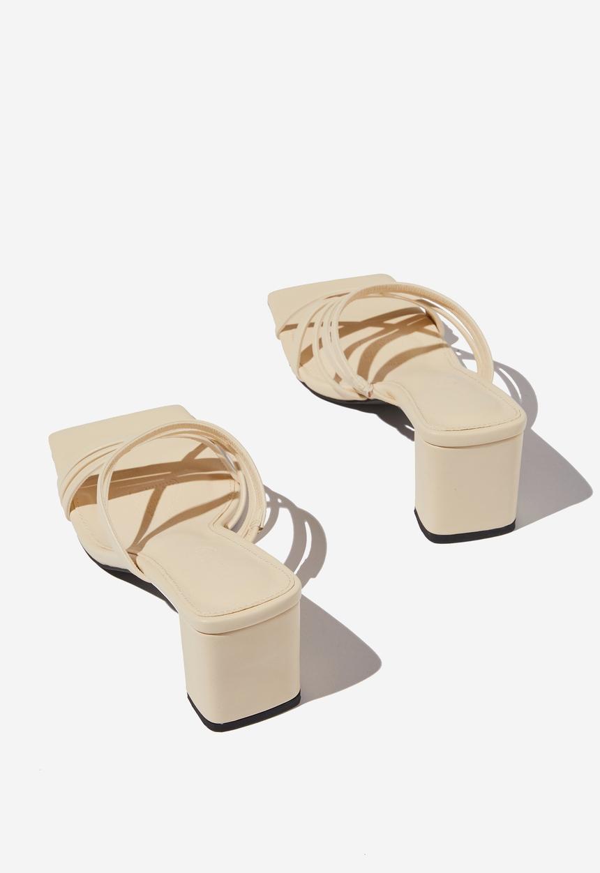 Cotton On - Elle strappy low block heel - butter pu