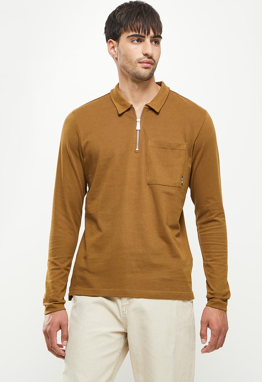Only & Sons - Volker reg pocket quarter zip tee - monks robe