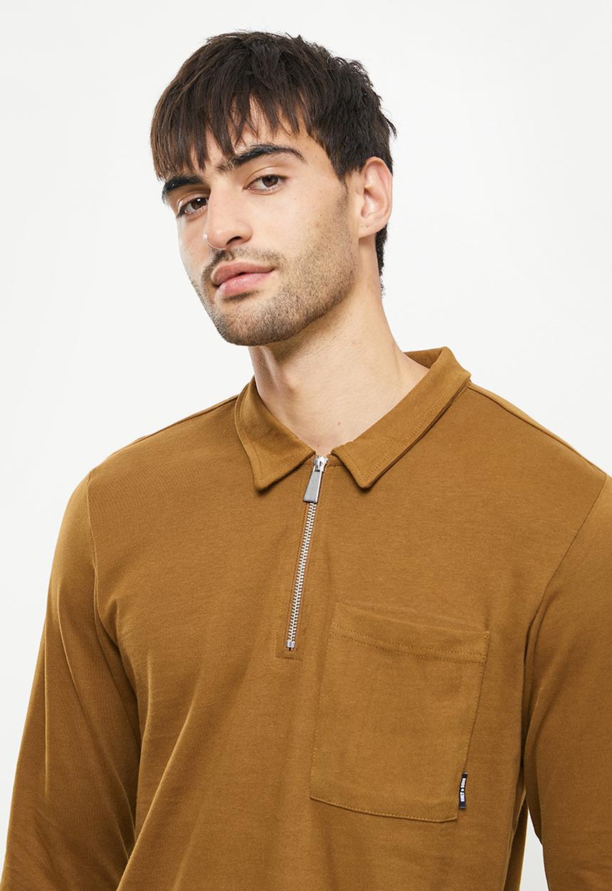 Only & Sons - Volker reg pocket quarter zip tee - monks robe