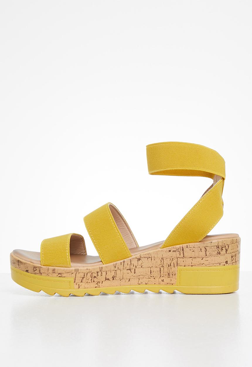 Seduction - Elastic strap cork wedge heel - mustard