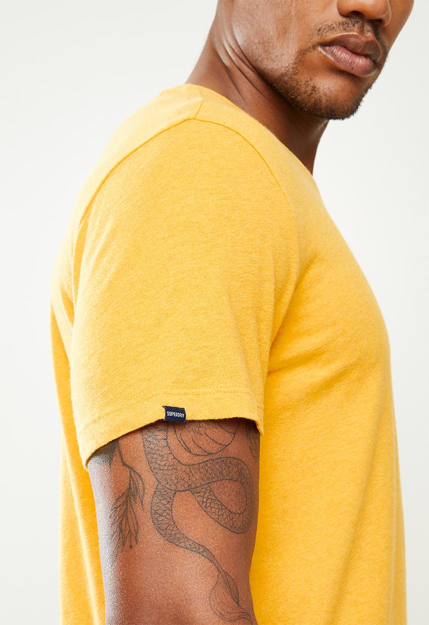 Superdry. - Ol vintage emb tee - yellow 
