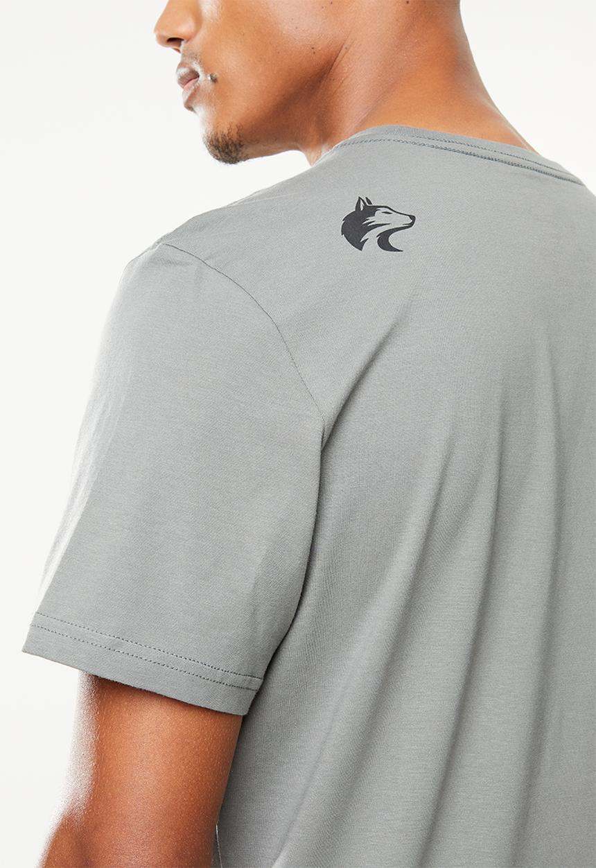 Wolf Rock - Free flight - grey
